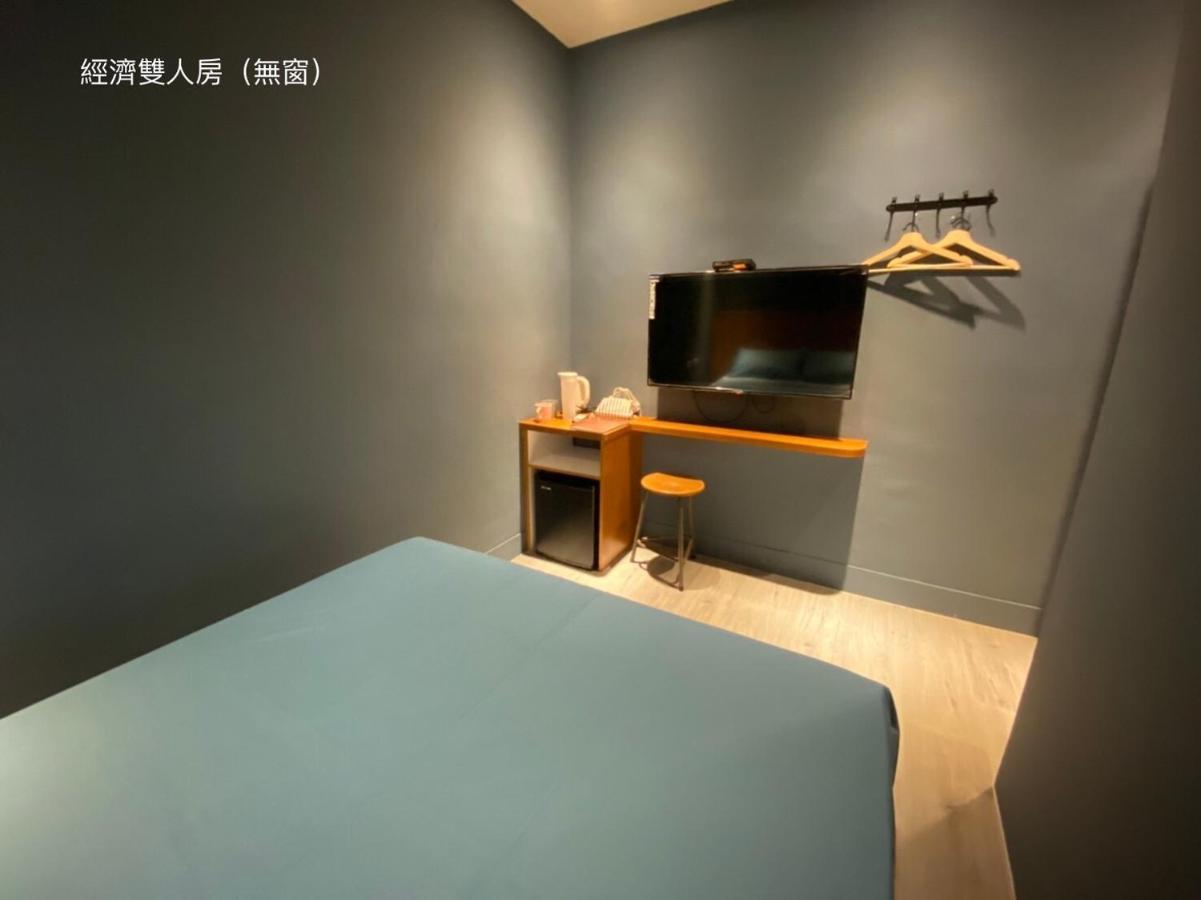 良文旅2館ryou Hotel Vintage - II Tainan Exterior foto