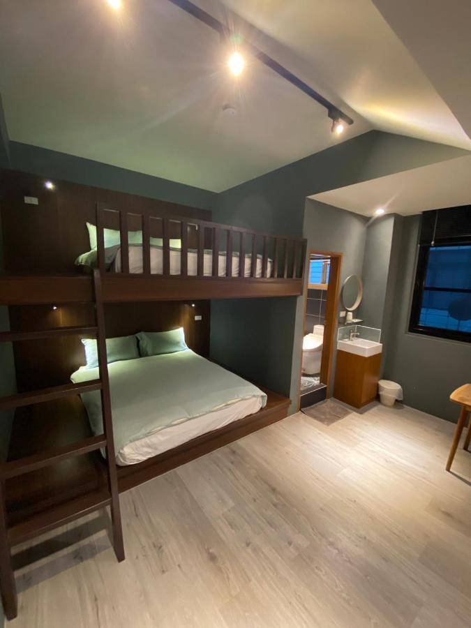 良文旅2館ryou Hotel Vintage - II Tainan Exterior foto